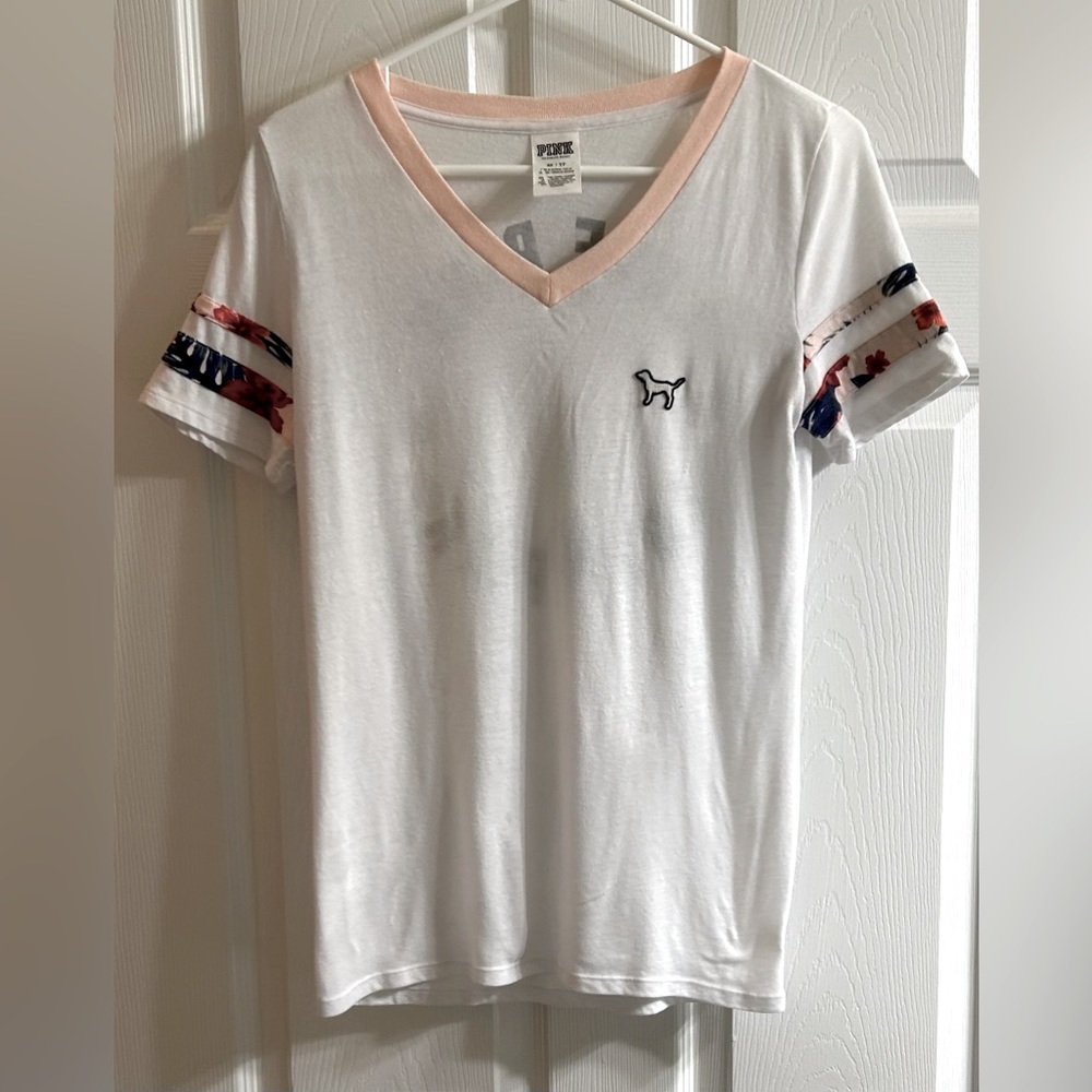 3/$13 “Love Pink” Tshirt excellent used condition